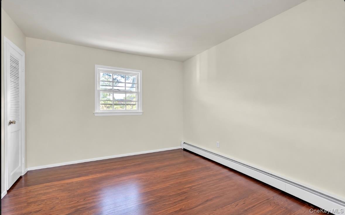 15 Tobi Lane Property Photo 26