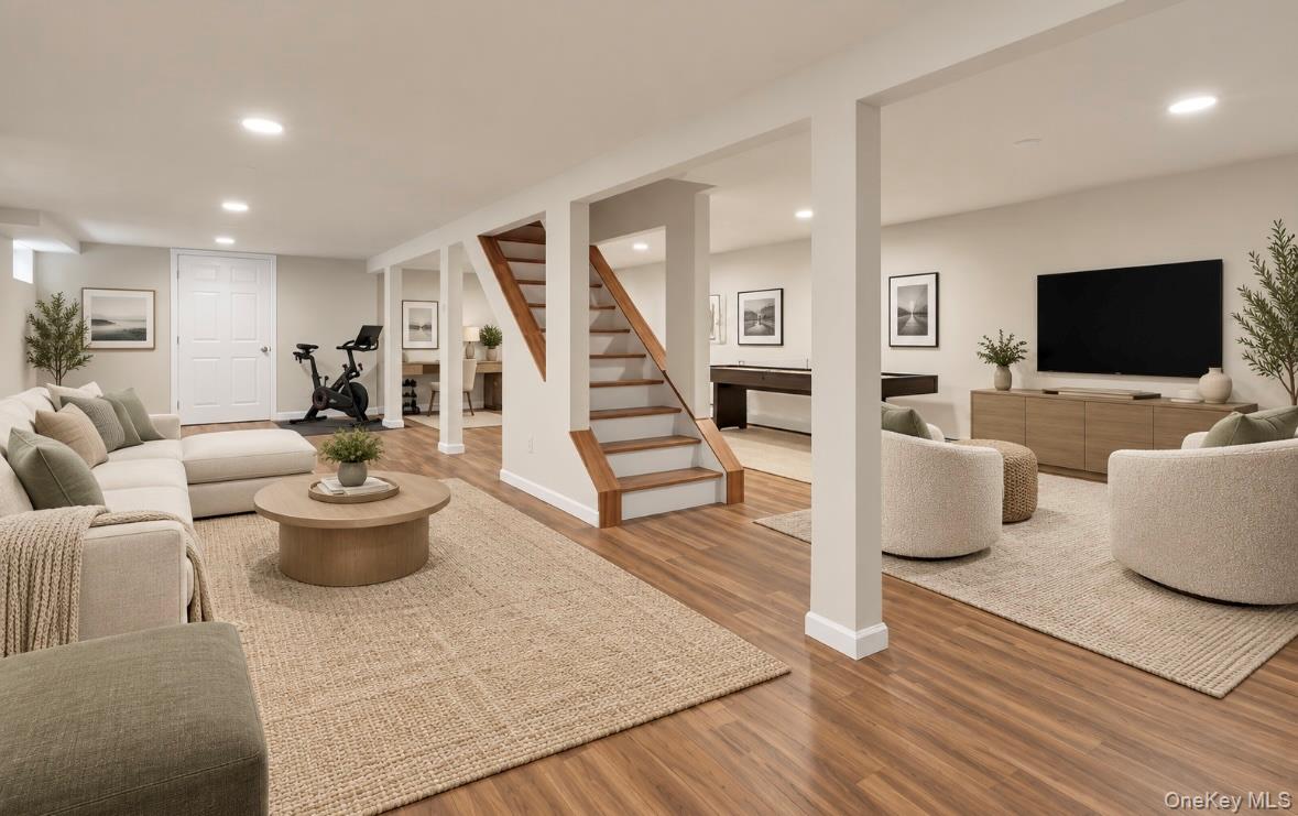 15 Tobi Lane Property Photo 33