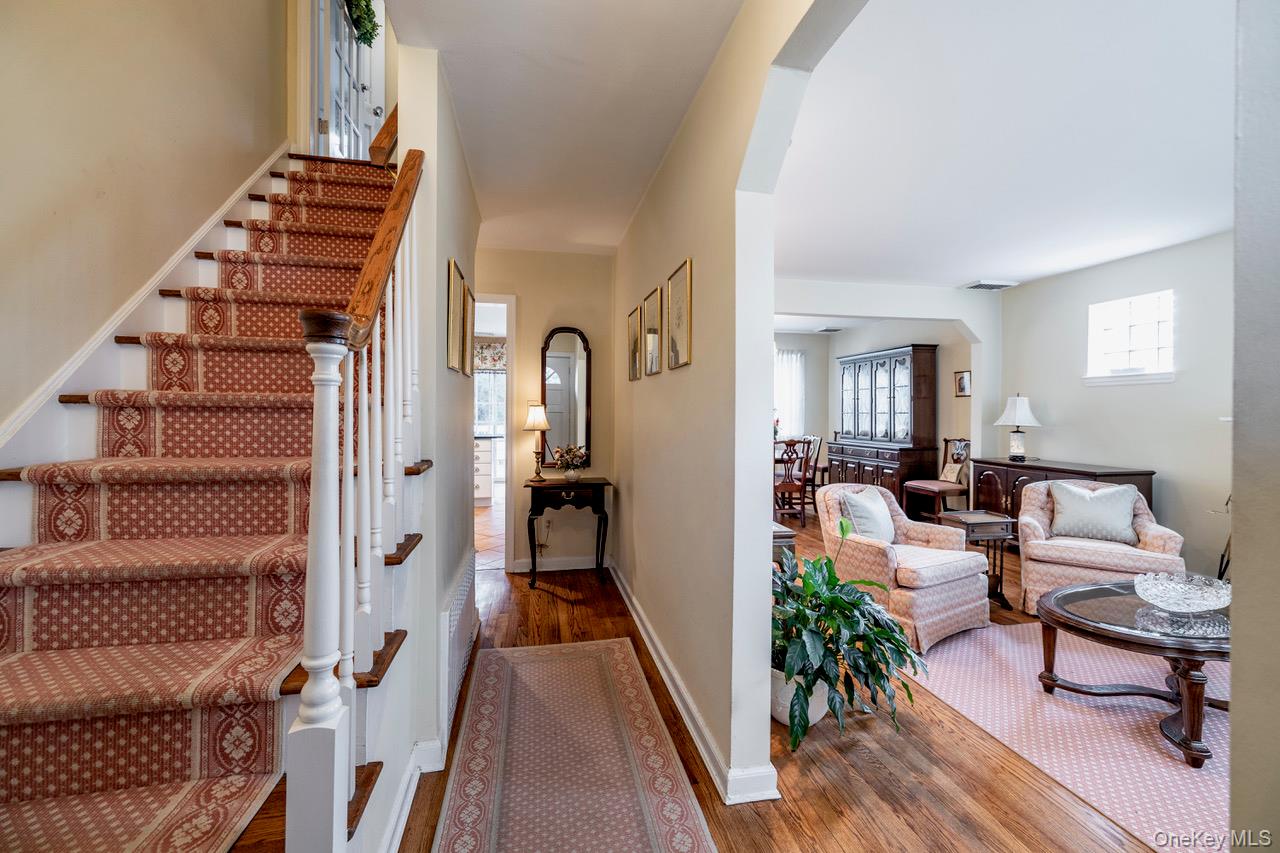 455 Morris Avenue Property Photo 2
