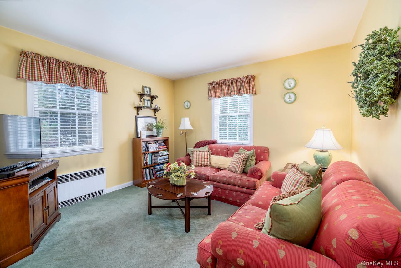 455 Morris Avenue Property Photo 10
