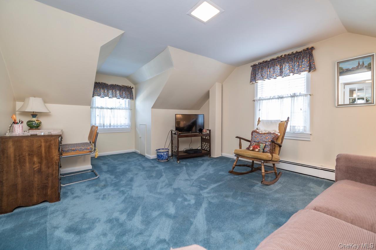 455 Morris Avenue Property Photo 13