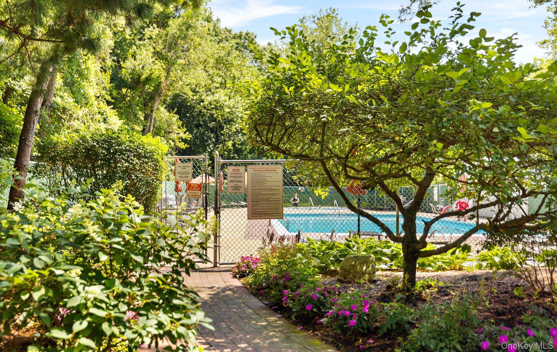 15 Pond Path Property Photo 24
