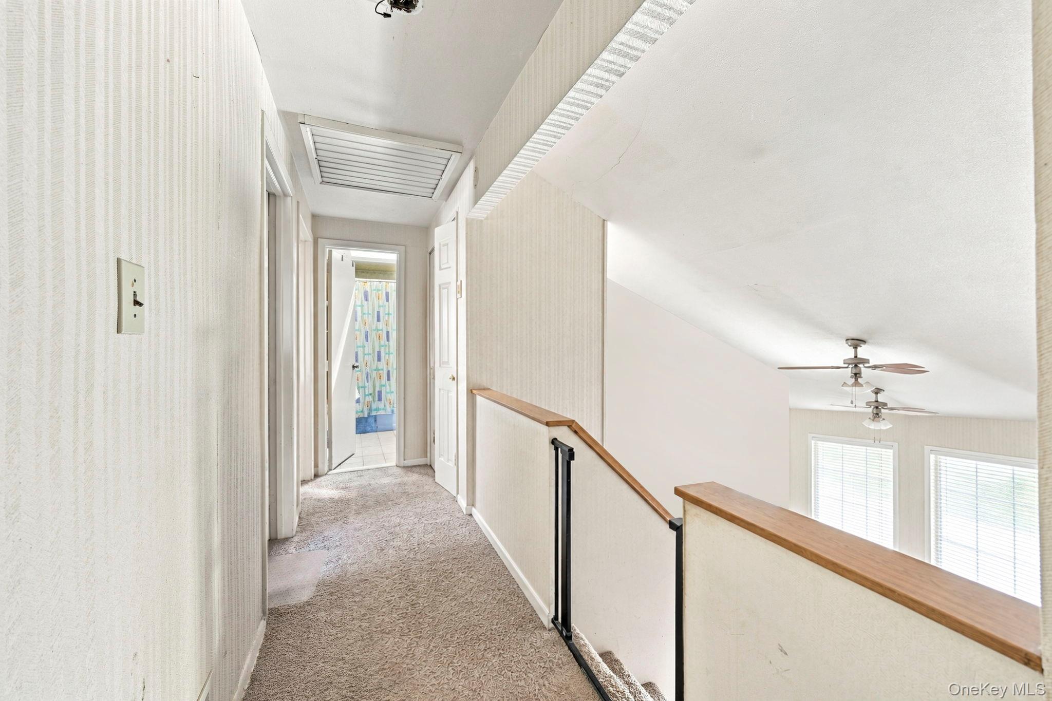 240 W 10th Street Property Photo 8