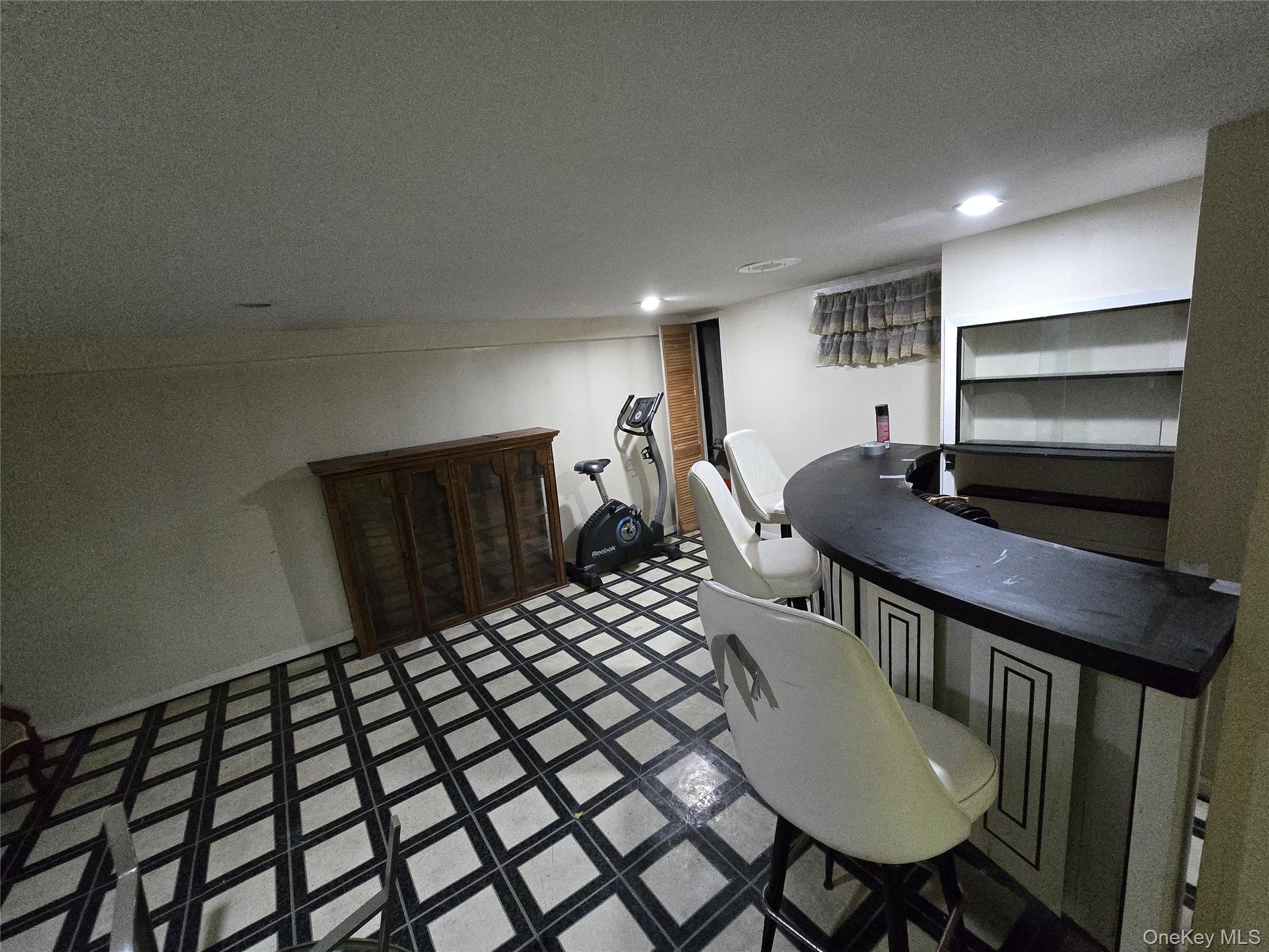 950 Linkwood Drive Property Photo 16