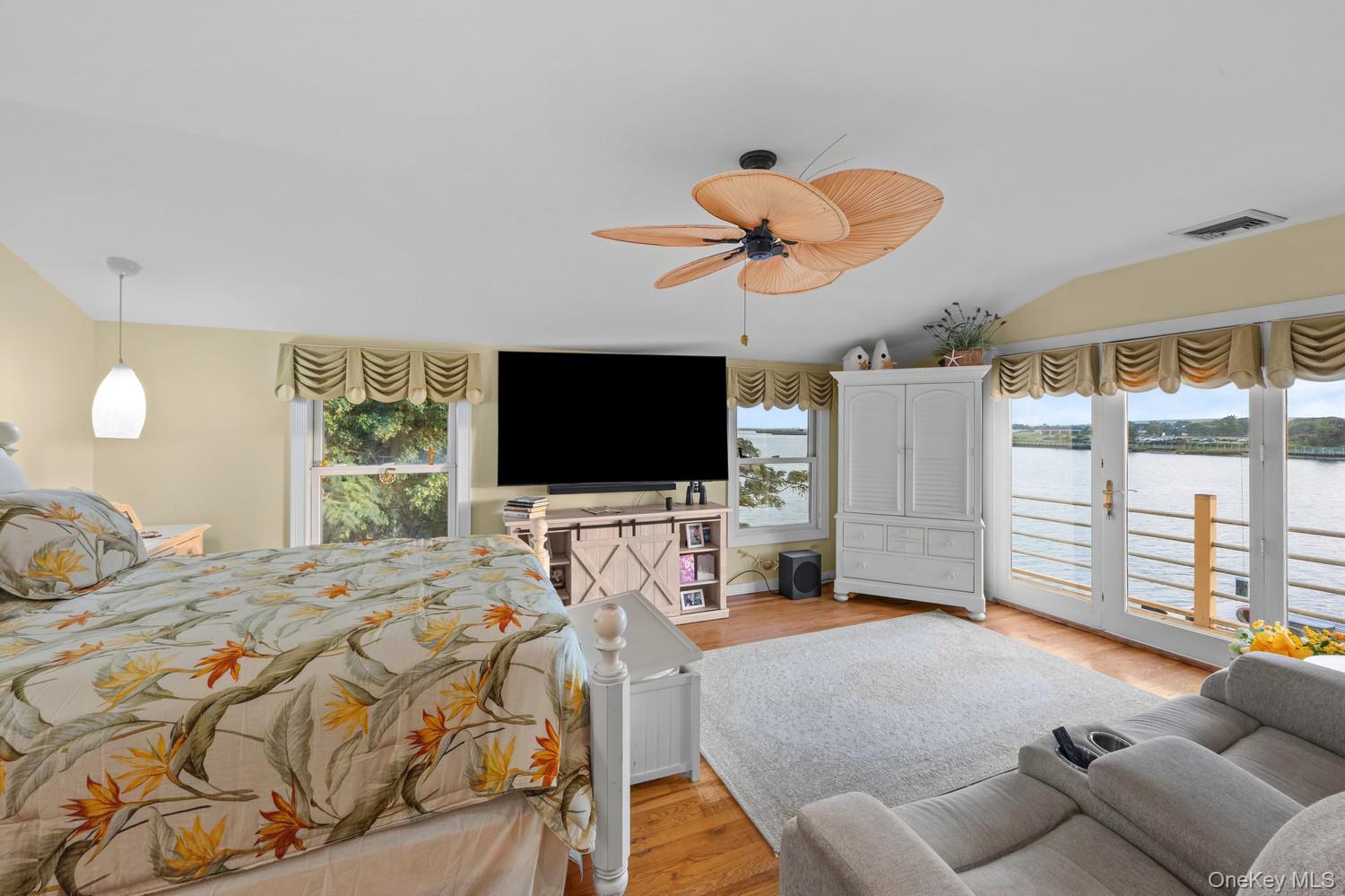 3224 Ann Street Property Photo 18