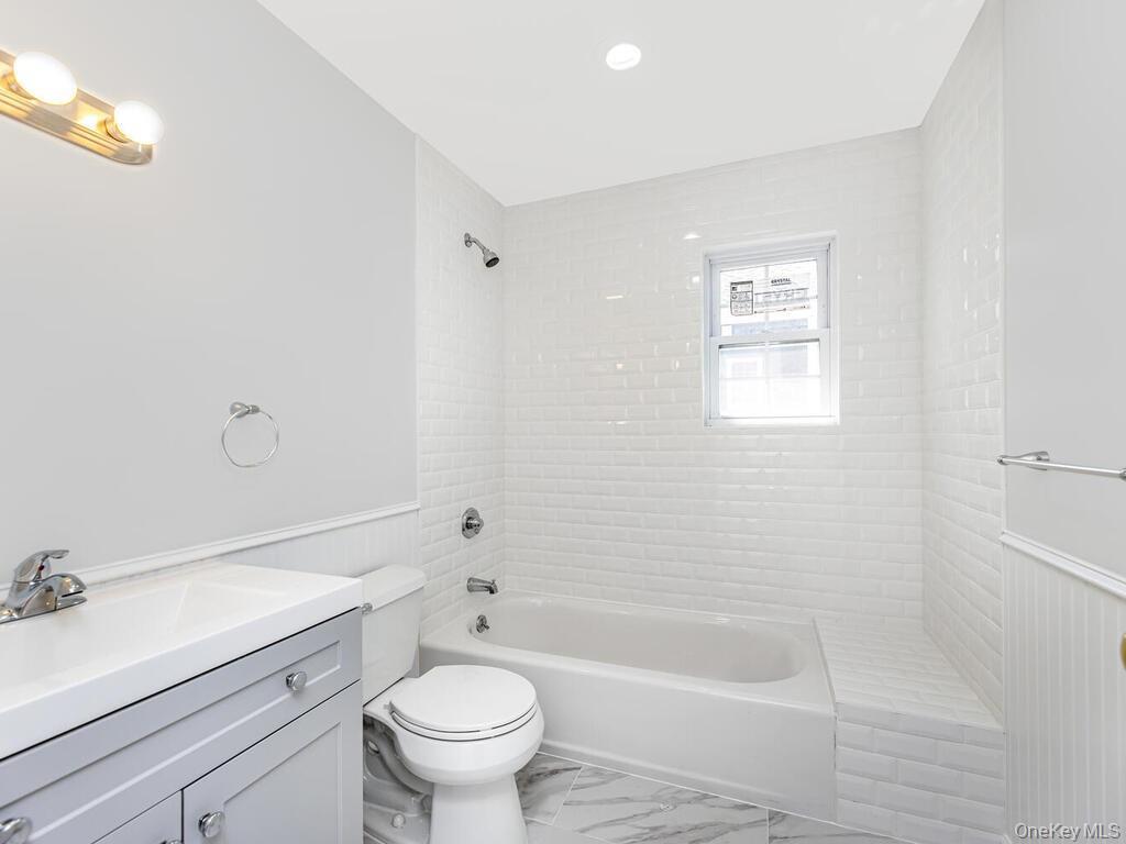 47 Lincoln Terrace Property Photo 6