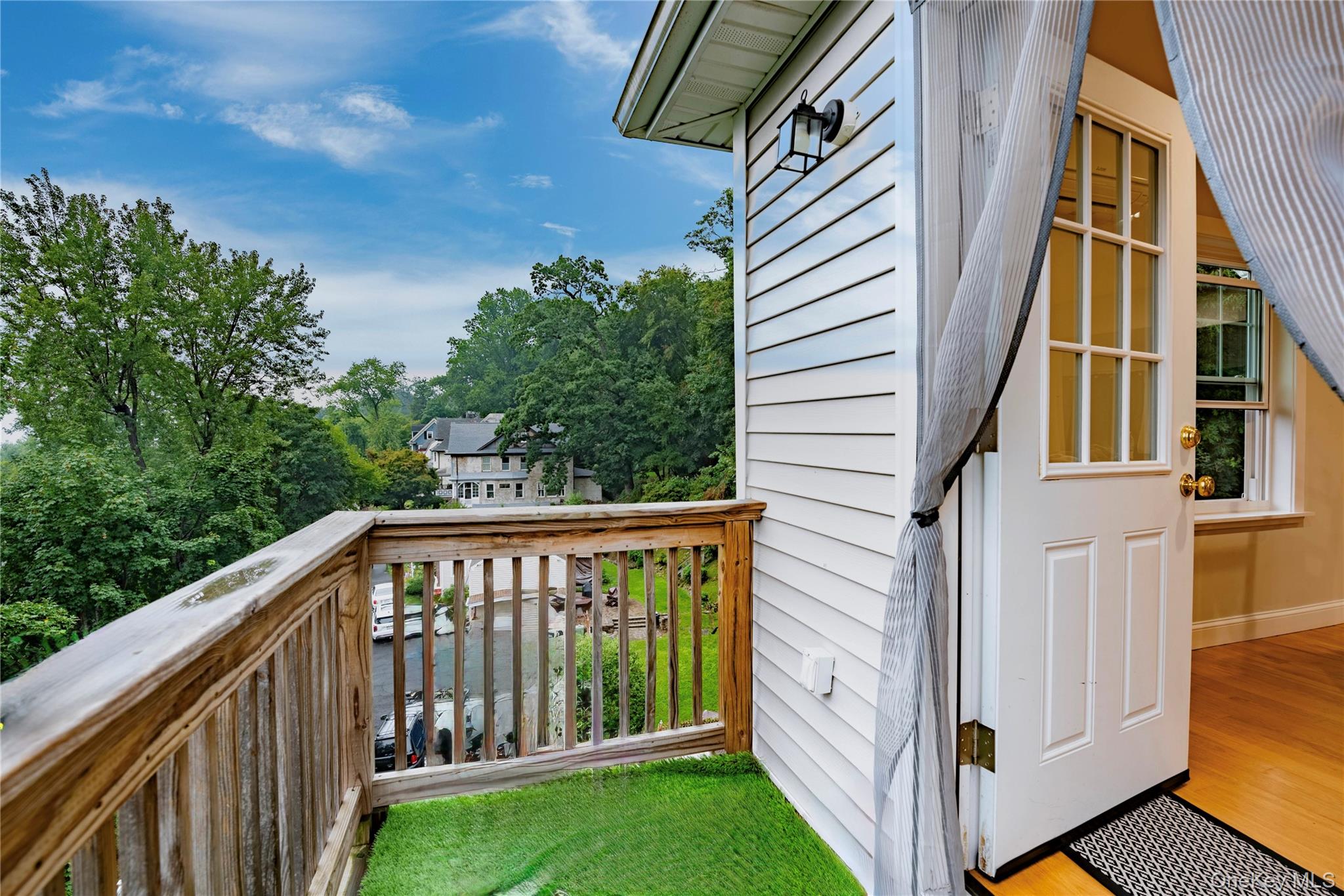 47 Lincoln Terrace Property Photo 9