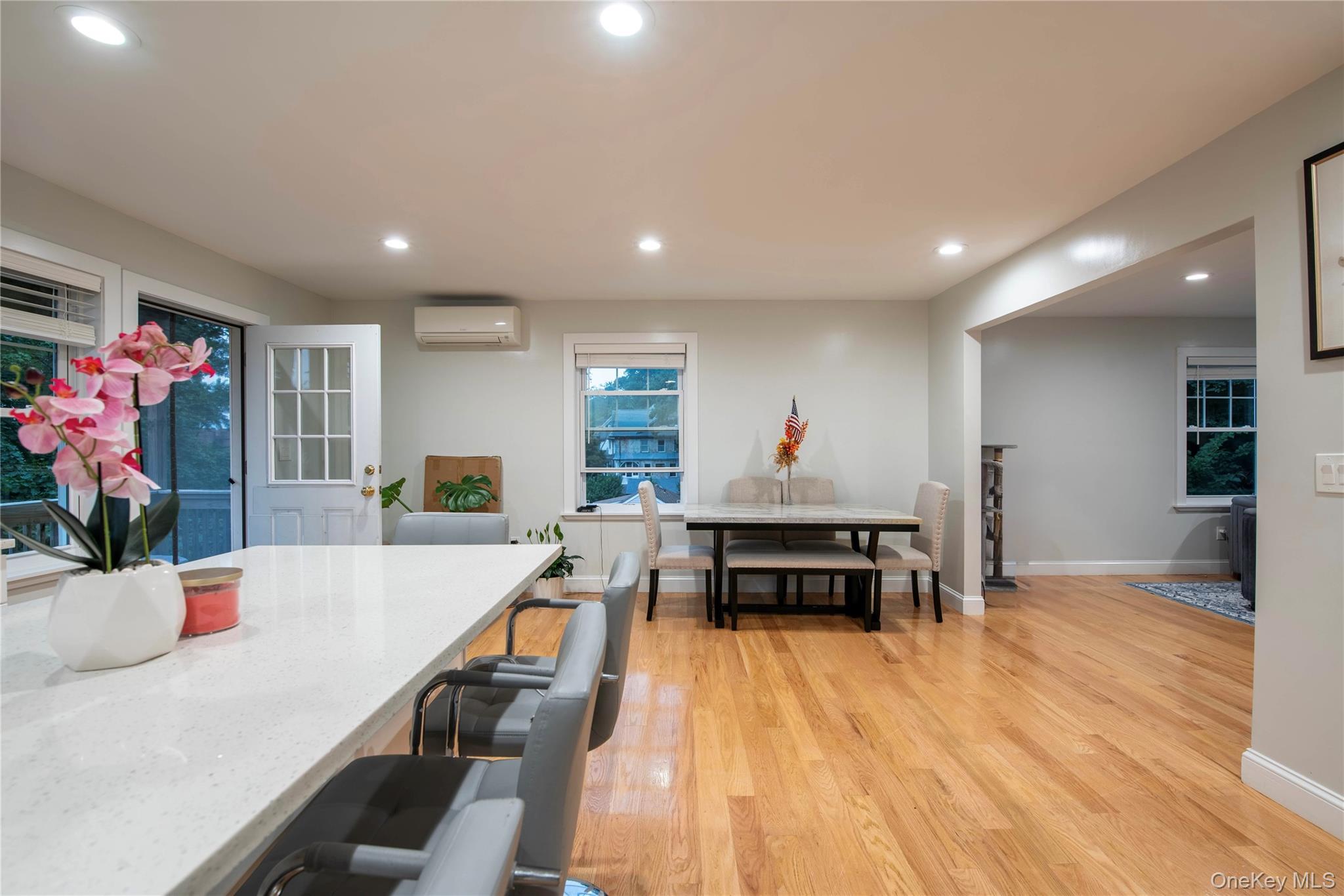 47 Lincoln Terrace Property Photo 14