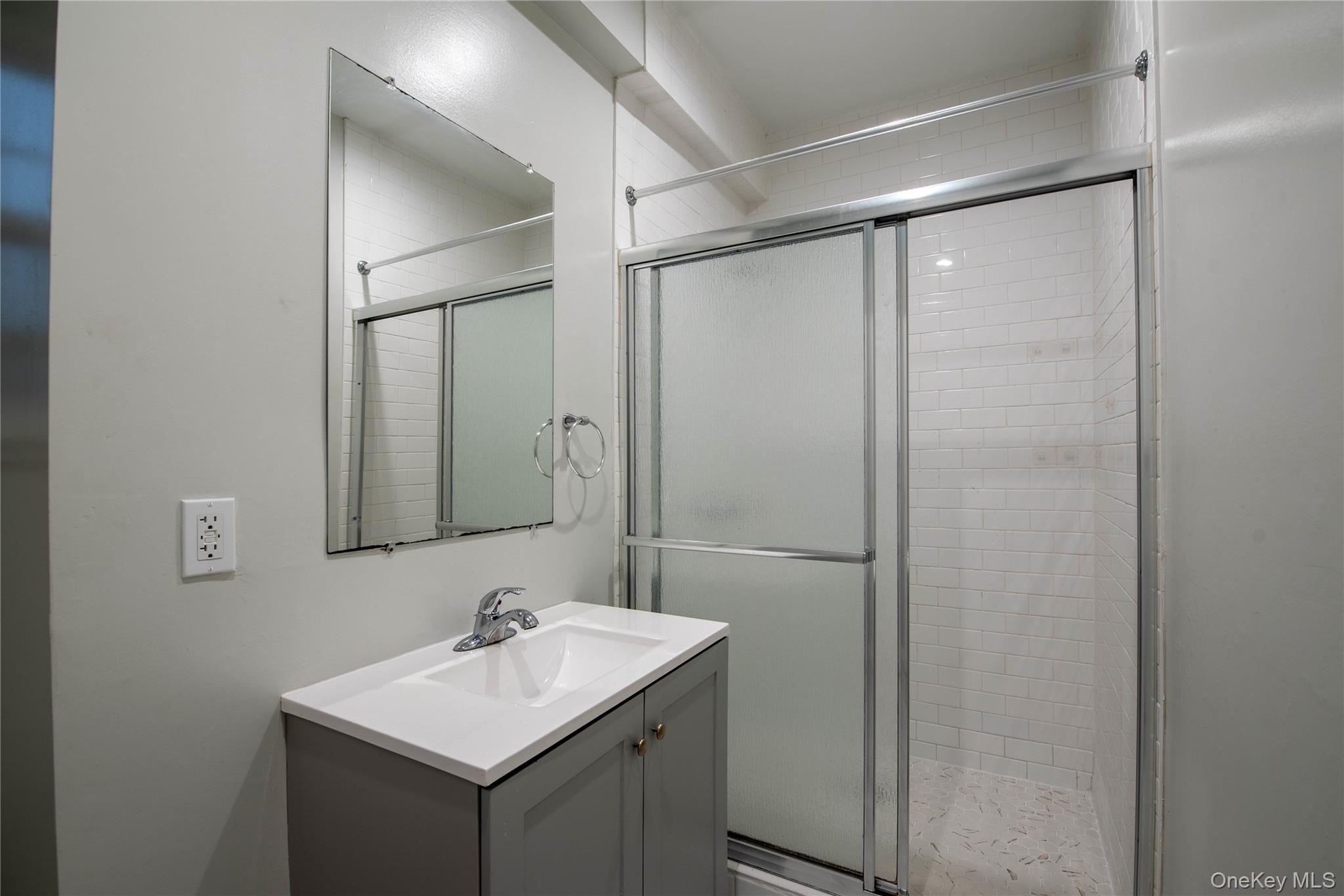 47 Lincoln Terrace Property Photo 23