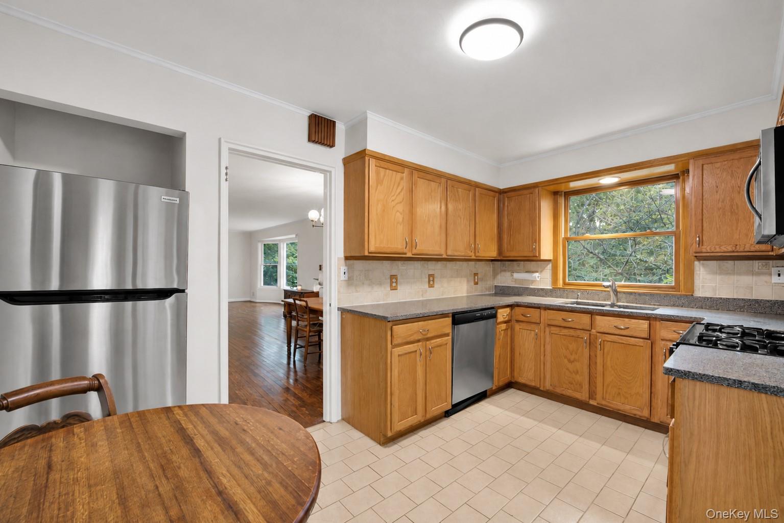 9 Verne Place Property Photo 6