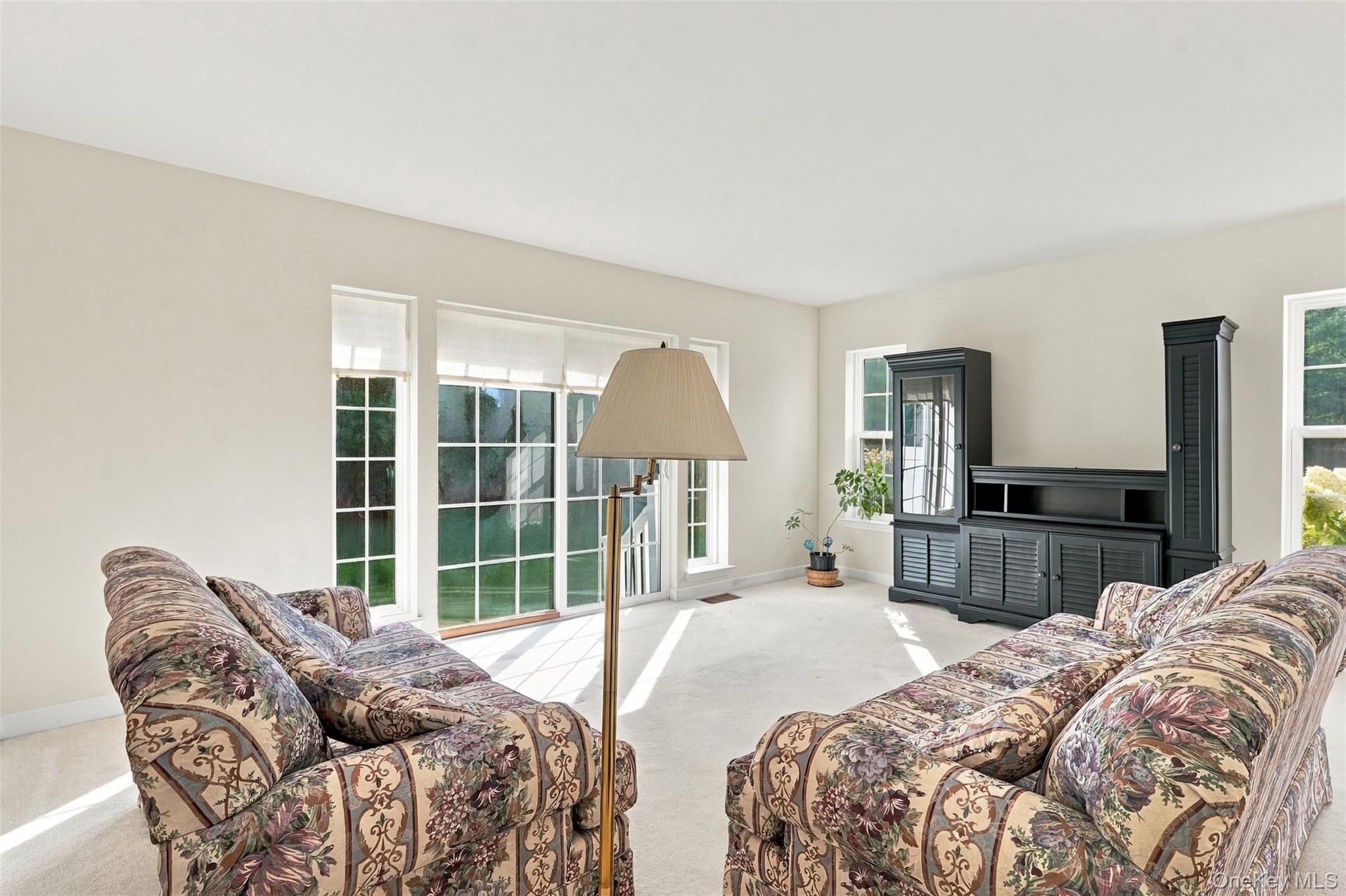 1402 Pondview Loop Property Photo 14
