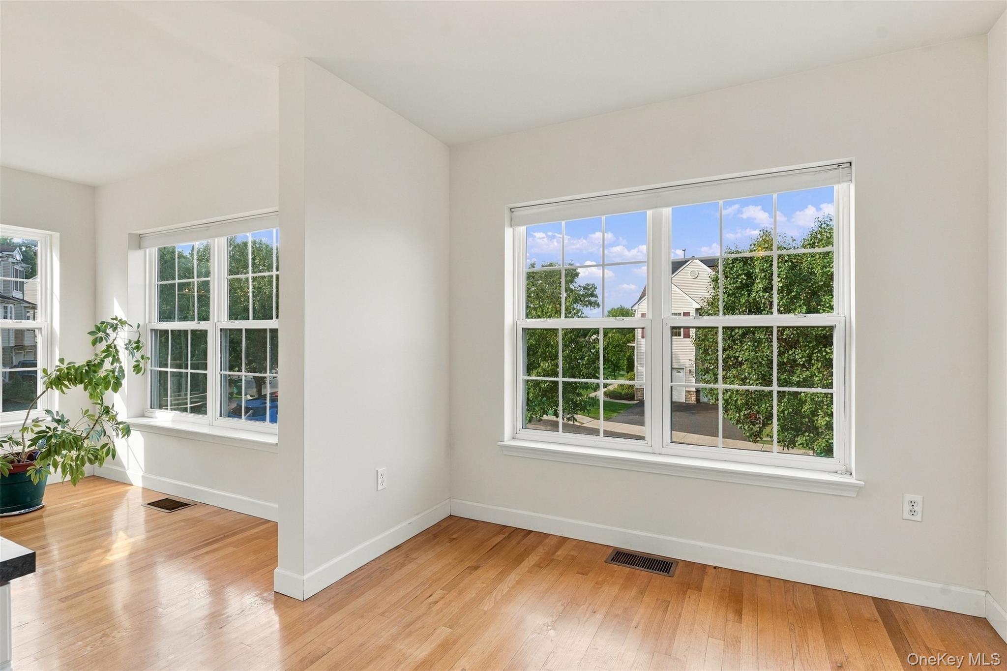 1402 Pondview Loop Property Photo 26