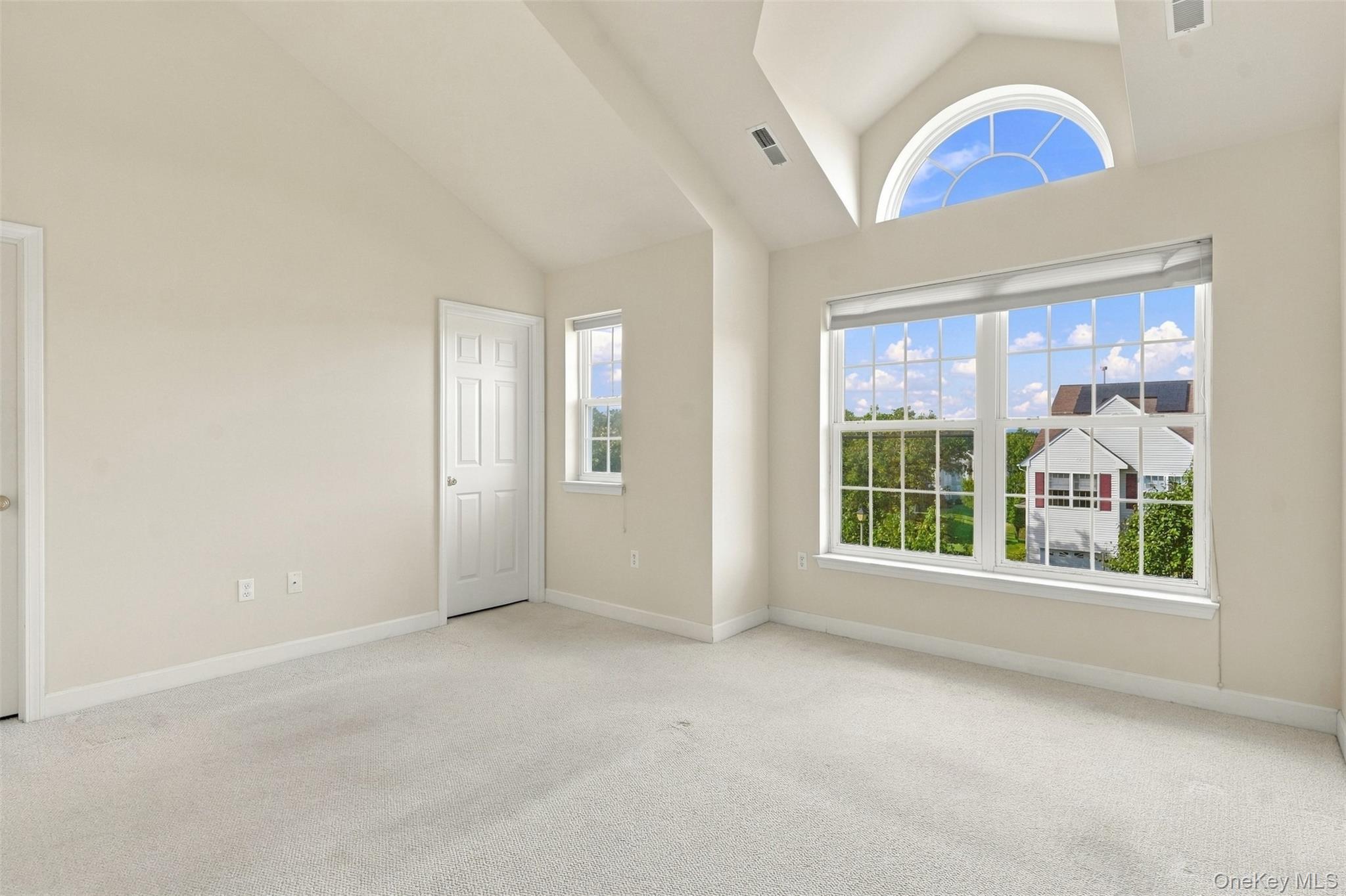 1402 Pondview Loop Property Photo 31
