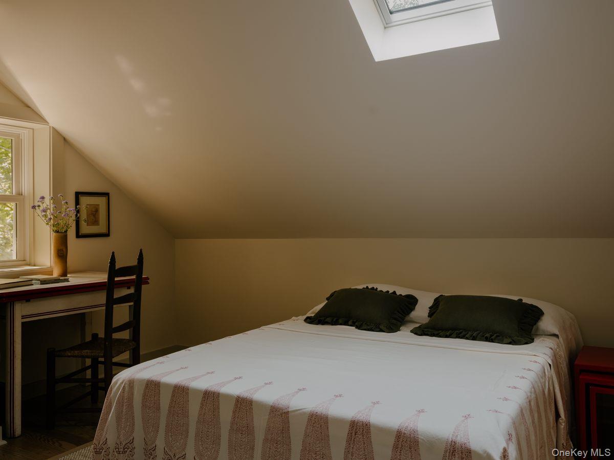 300 Band Camp Road Property Photo 26