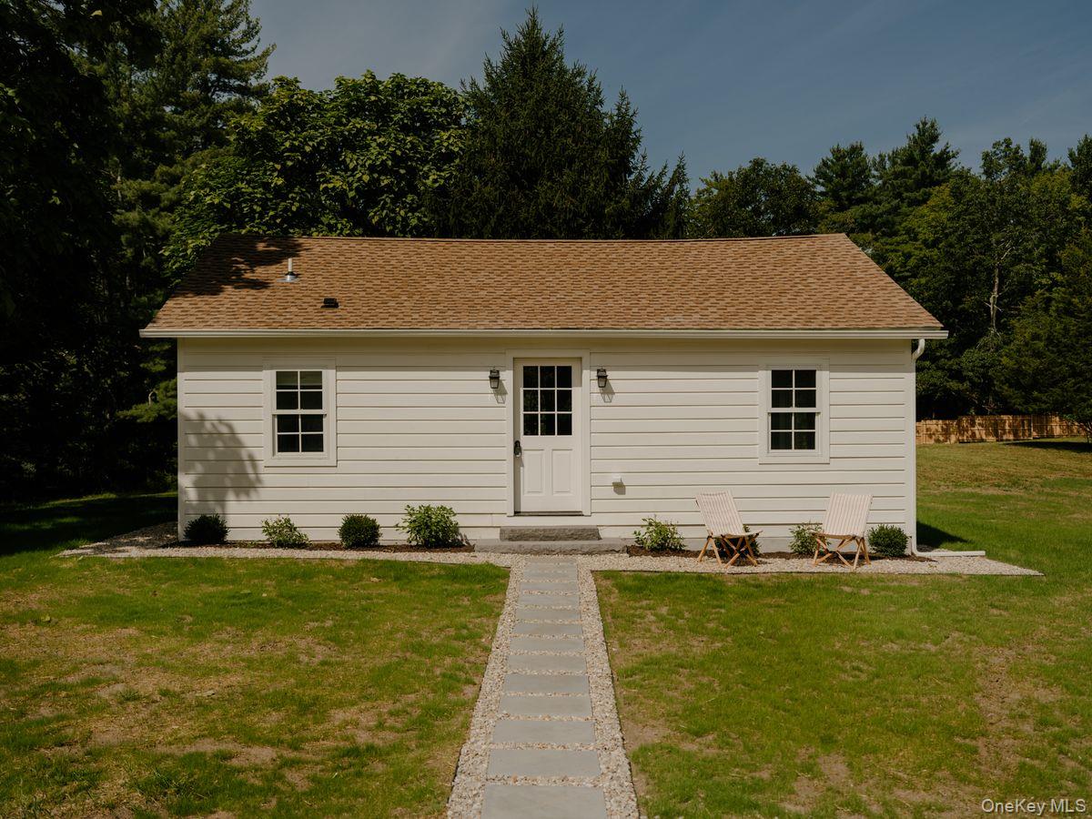 300 Band Camp Road Property Photo 33