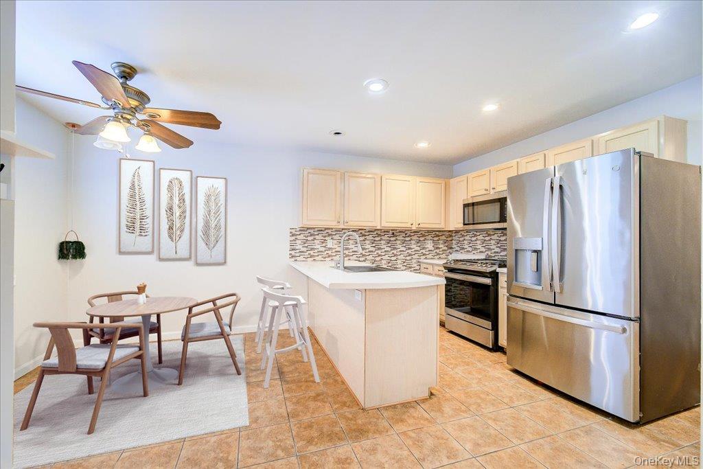14 Giovanni Court Property Photo 11