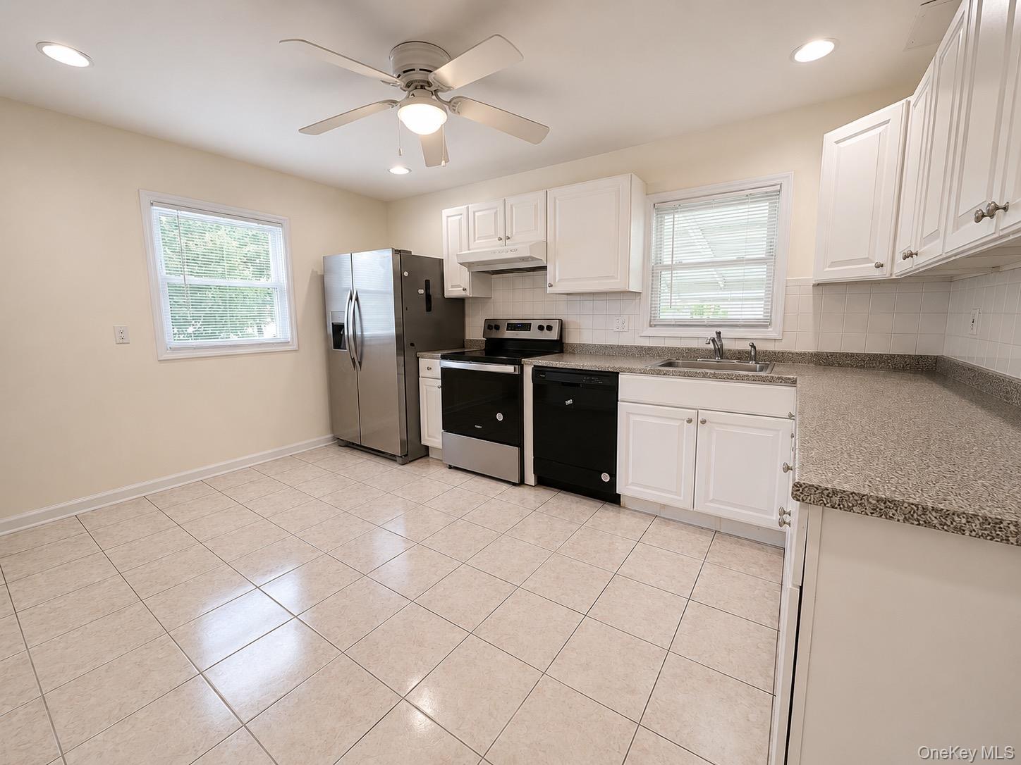 1 Arnold Street Property Photo 3