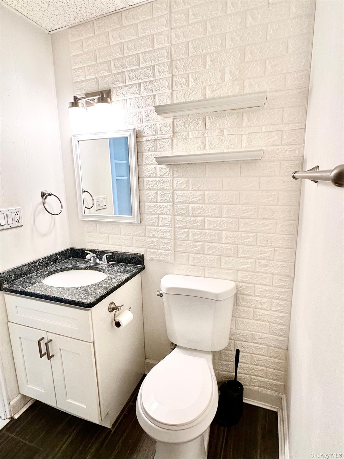47 Dewey Street Property Photo 7
