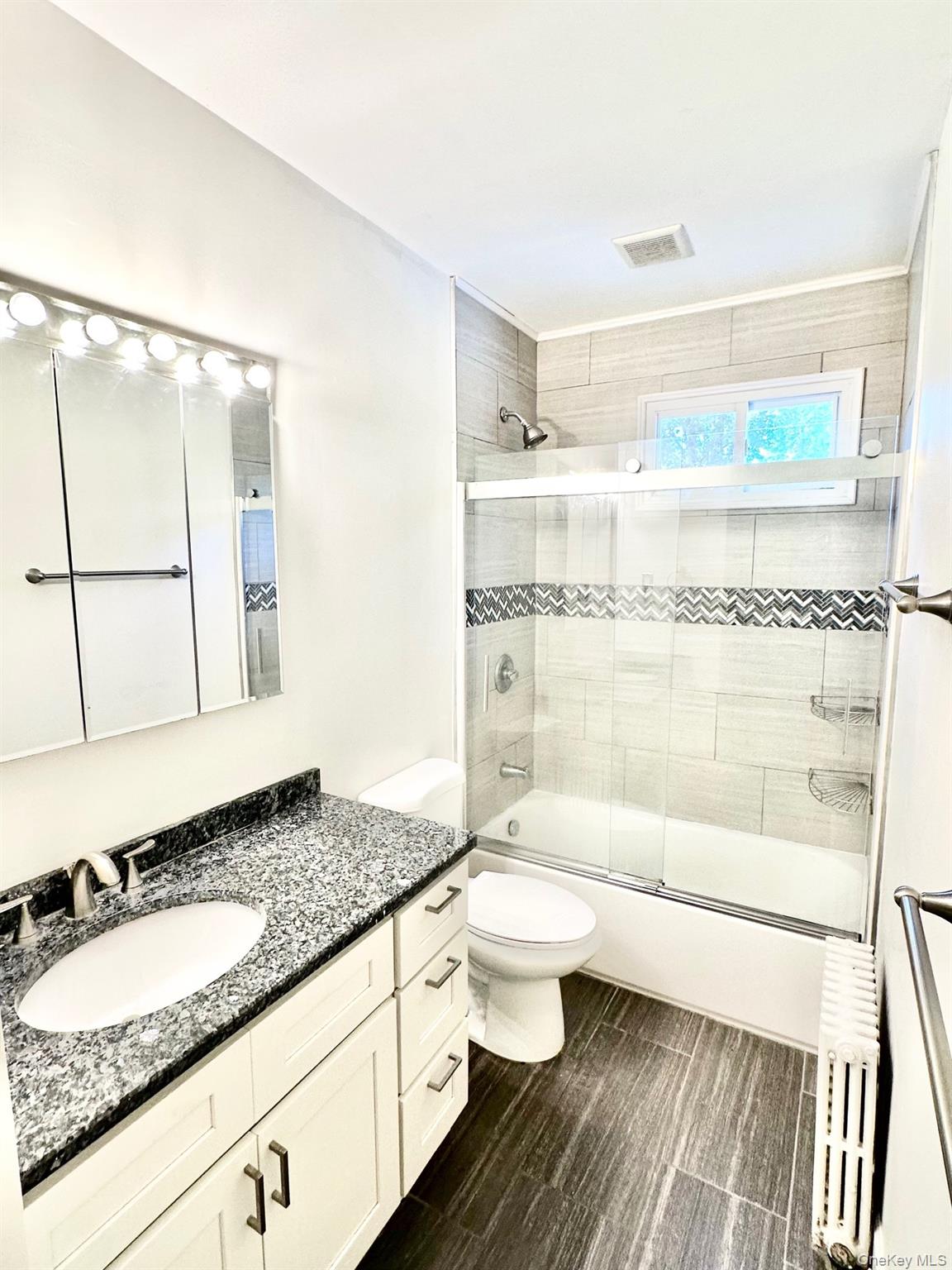 47 Dewey Street Property Photo 12