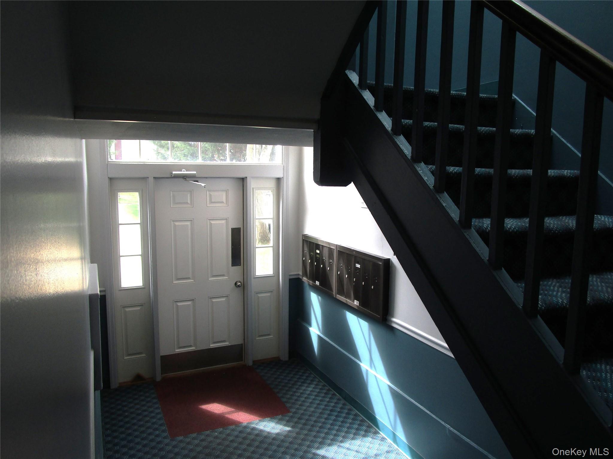 324 Post Avenue 11-i Property Photo 6
