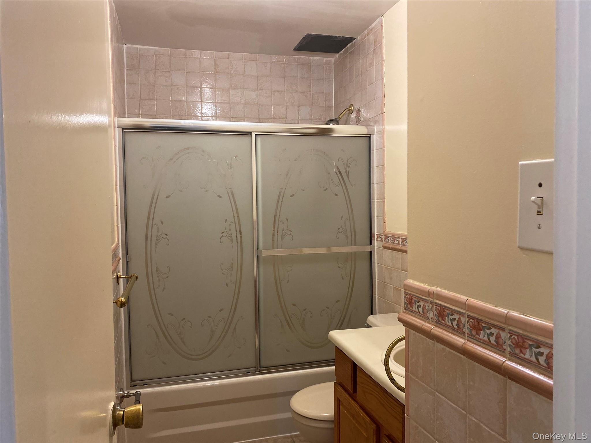 231-24 Lansing Avenue Property Photo 7