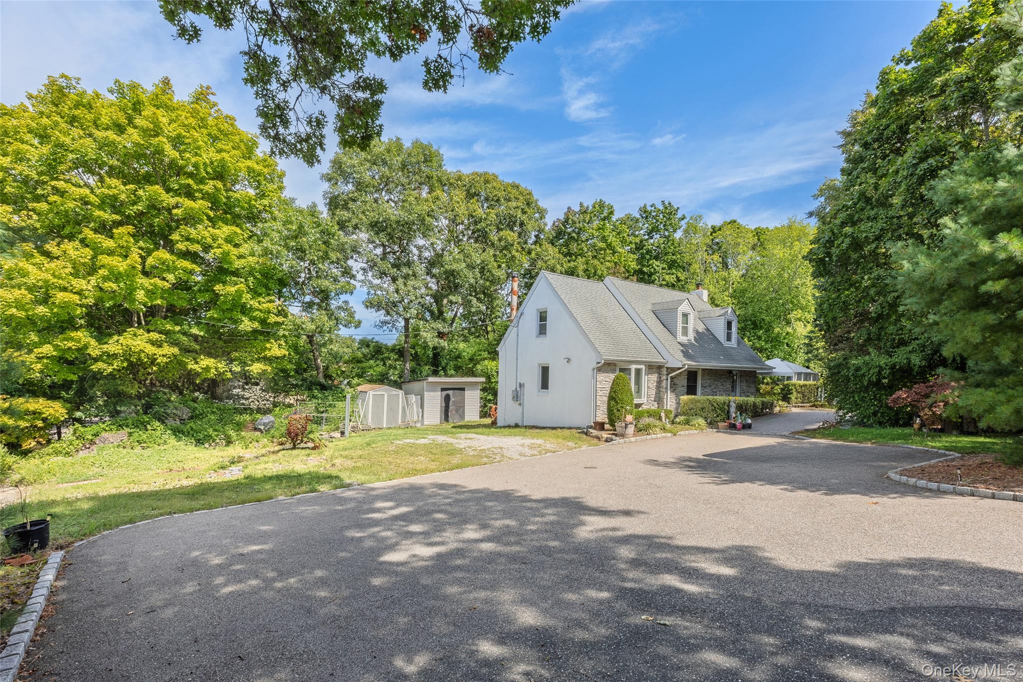 73 Ridgewood Avenue Property Photo 3