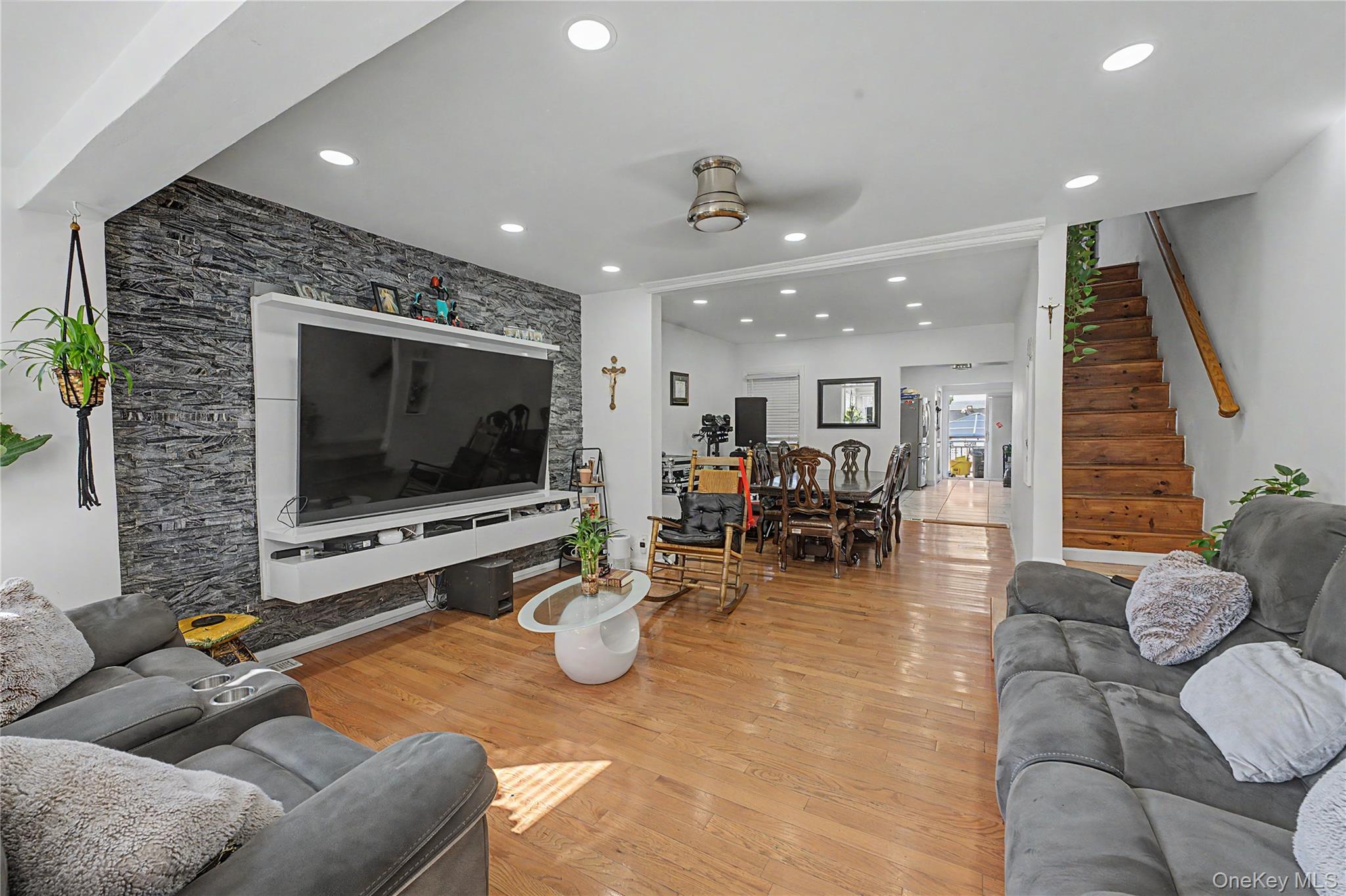 11518 147th Street Property Photo 3