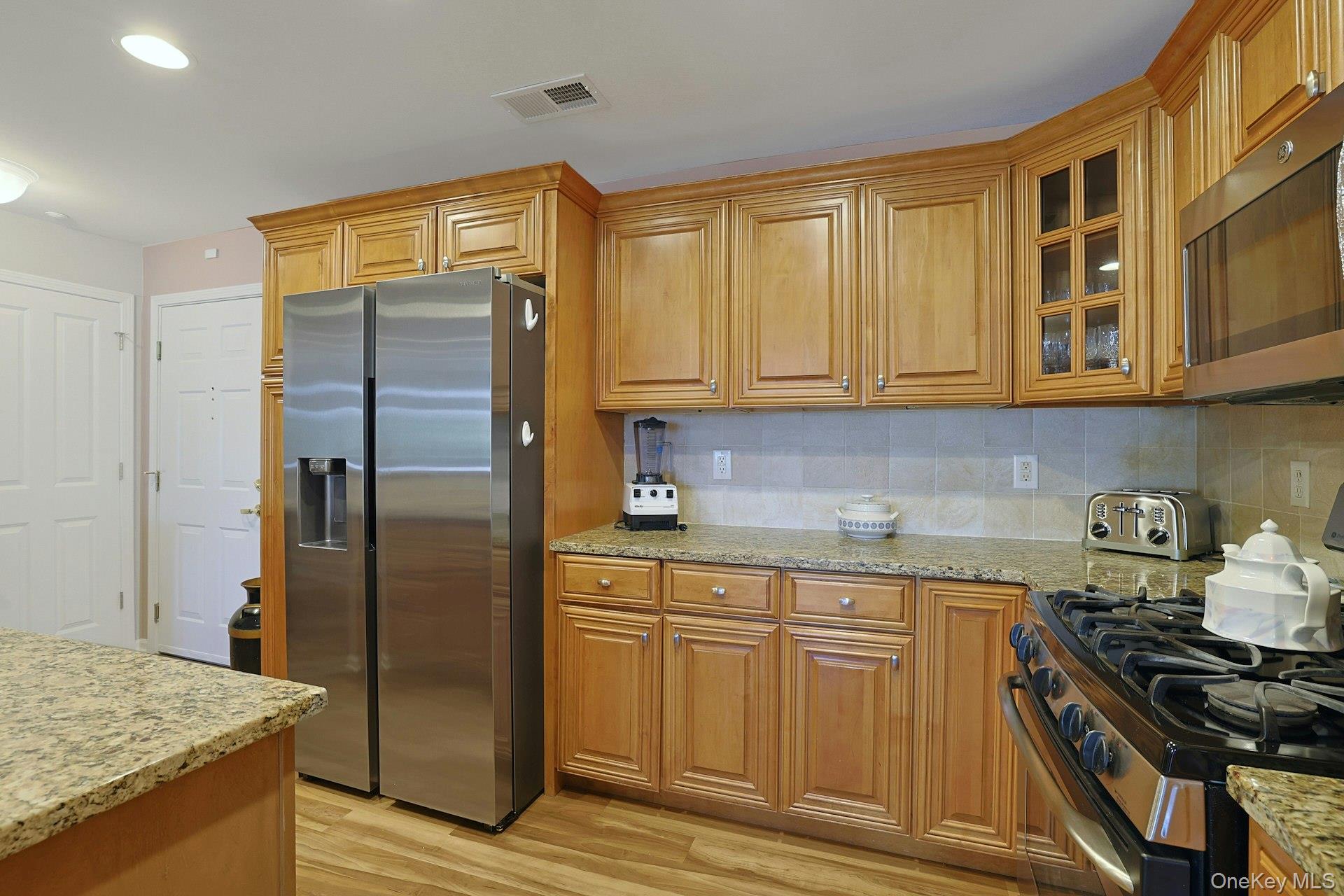 1308 Round Pointe Drive Property Photo 10