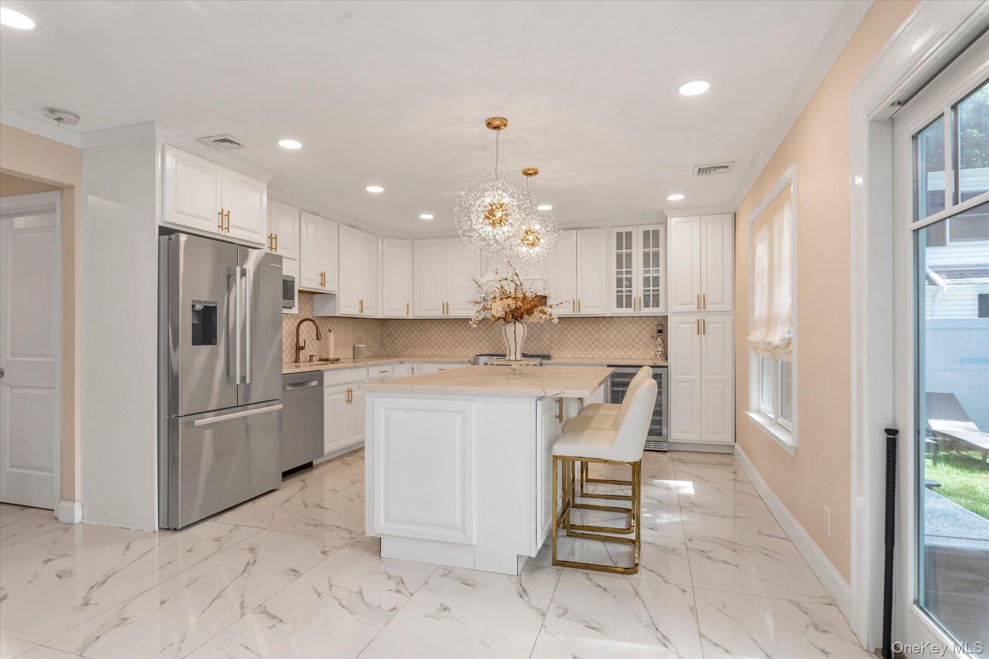 9 The Promenade Property Photo 3