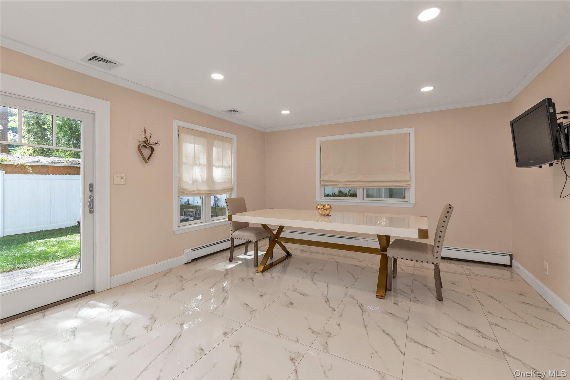 9 The Promenade Property Photo 6