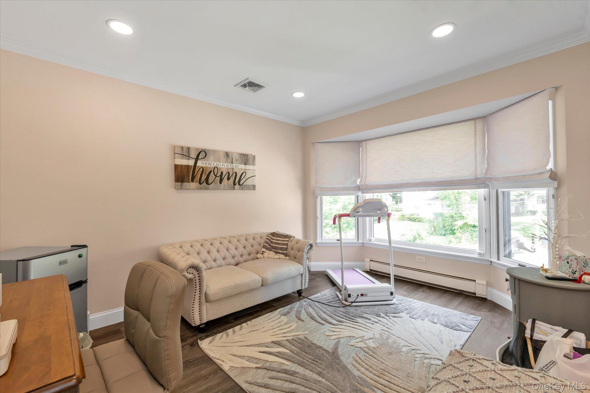 9 The Promenade Property Photo 13