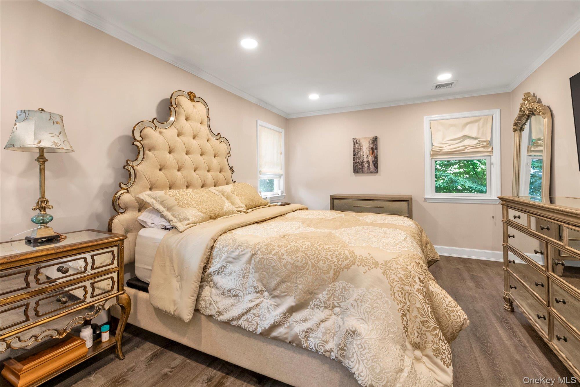 9 The Promenade Property Photo 14