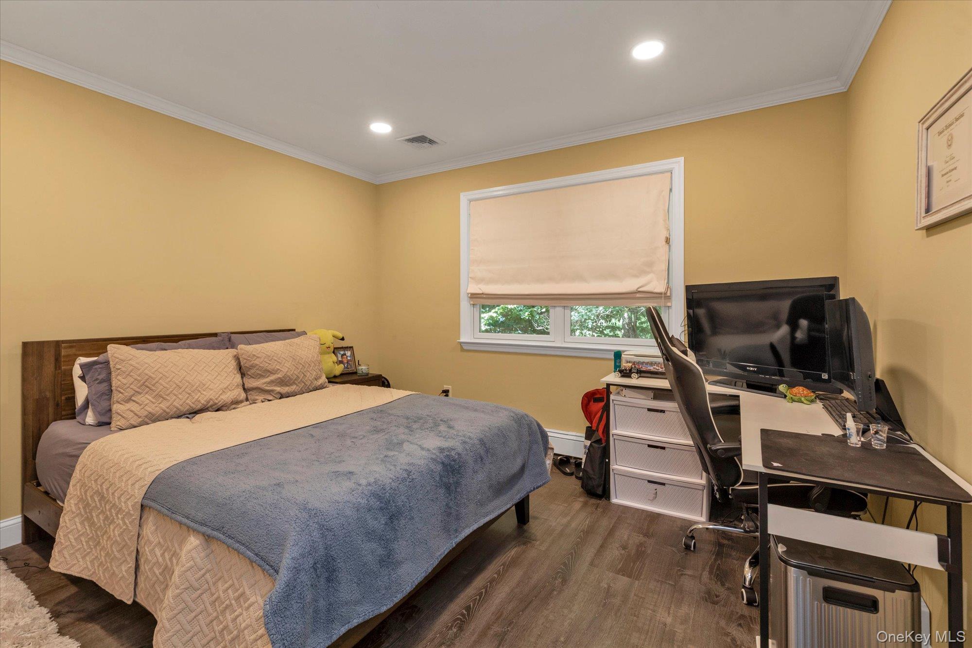 9 The Promenade Property Photo 18