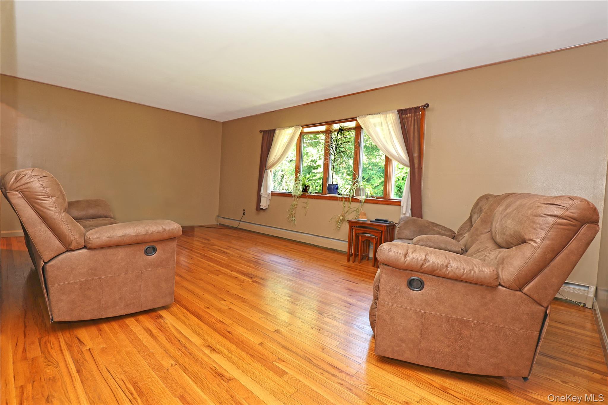 13 Edith Avenue Property Photo 9