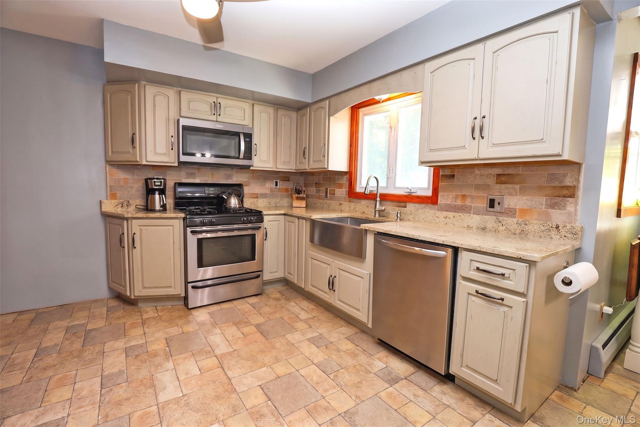 13 Edith Avenue Property Photo 15