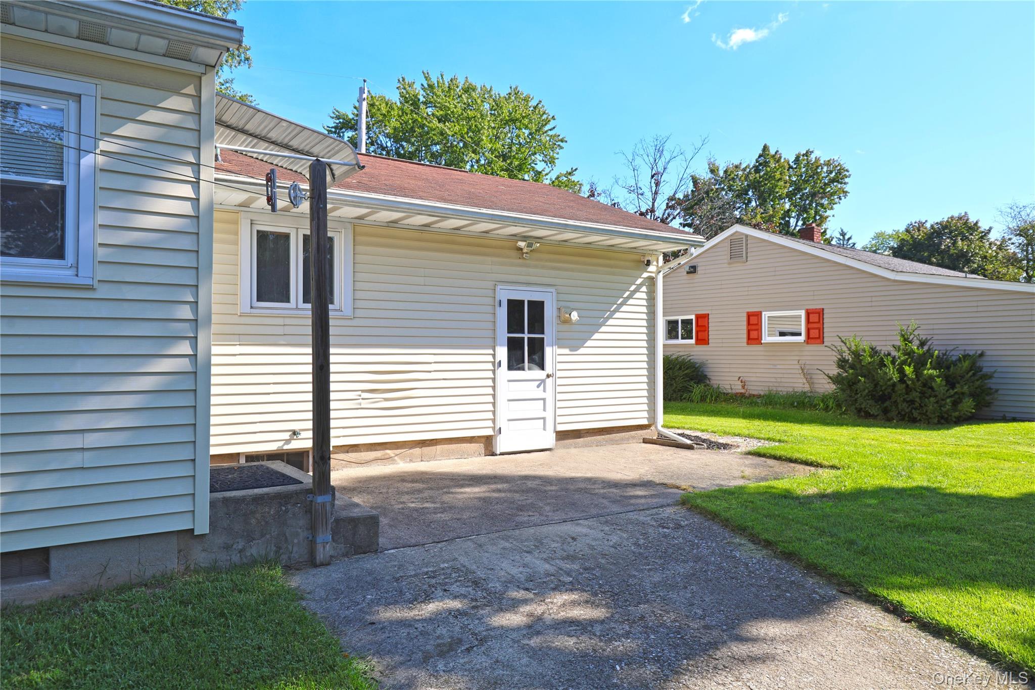 13 Edith Avenue Property Photo 35