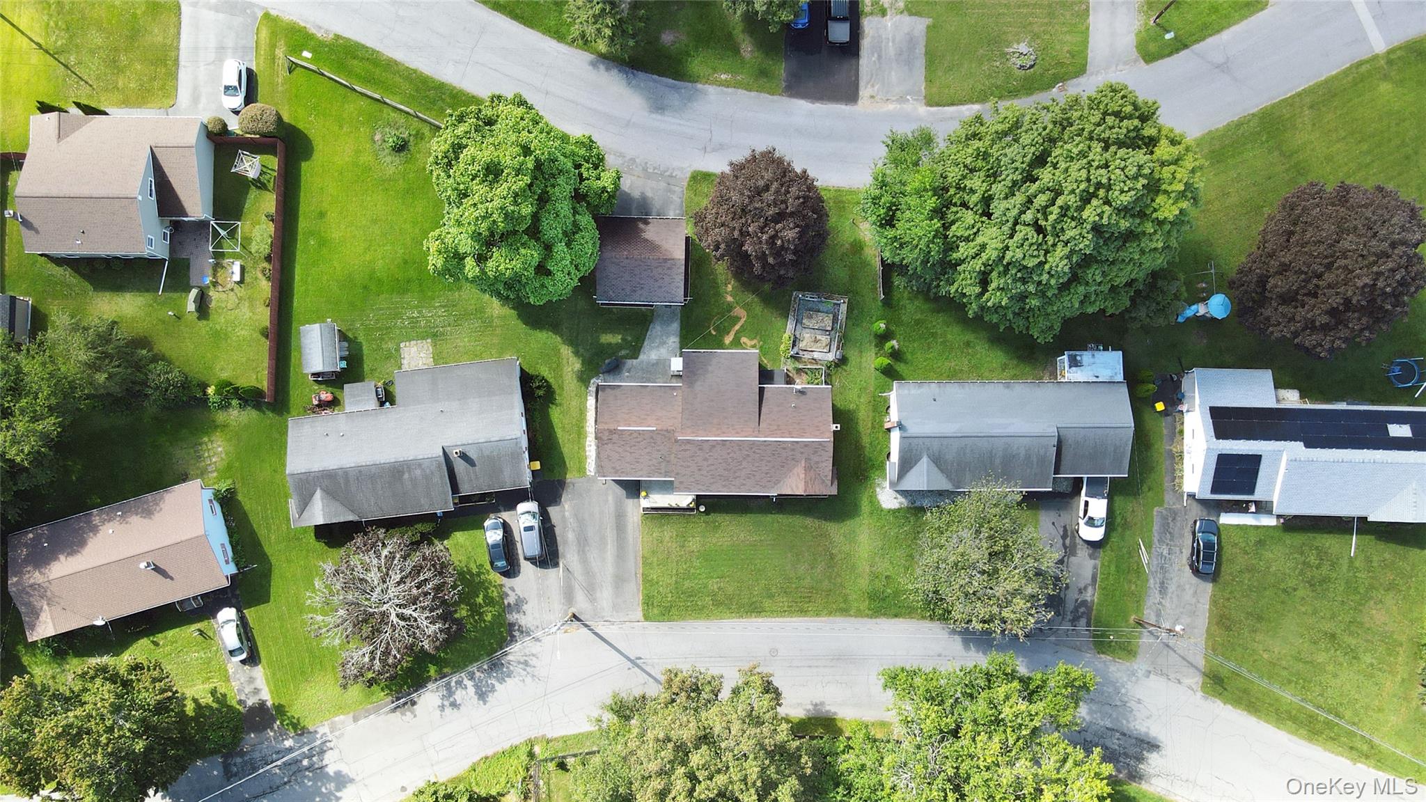 13 Edith Avenue Property Photo 36
