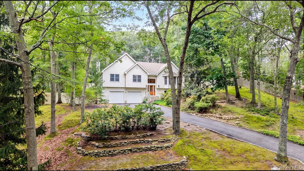 247 Dogwood Drive Property Photo 2