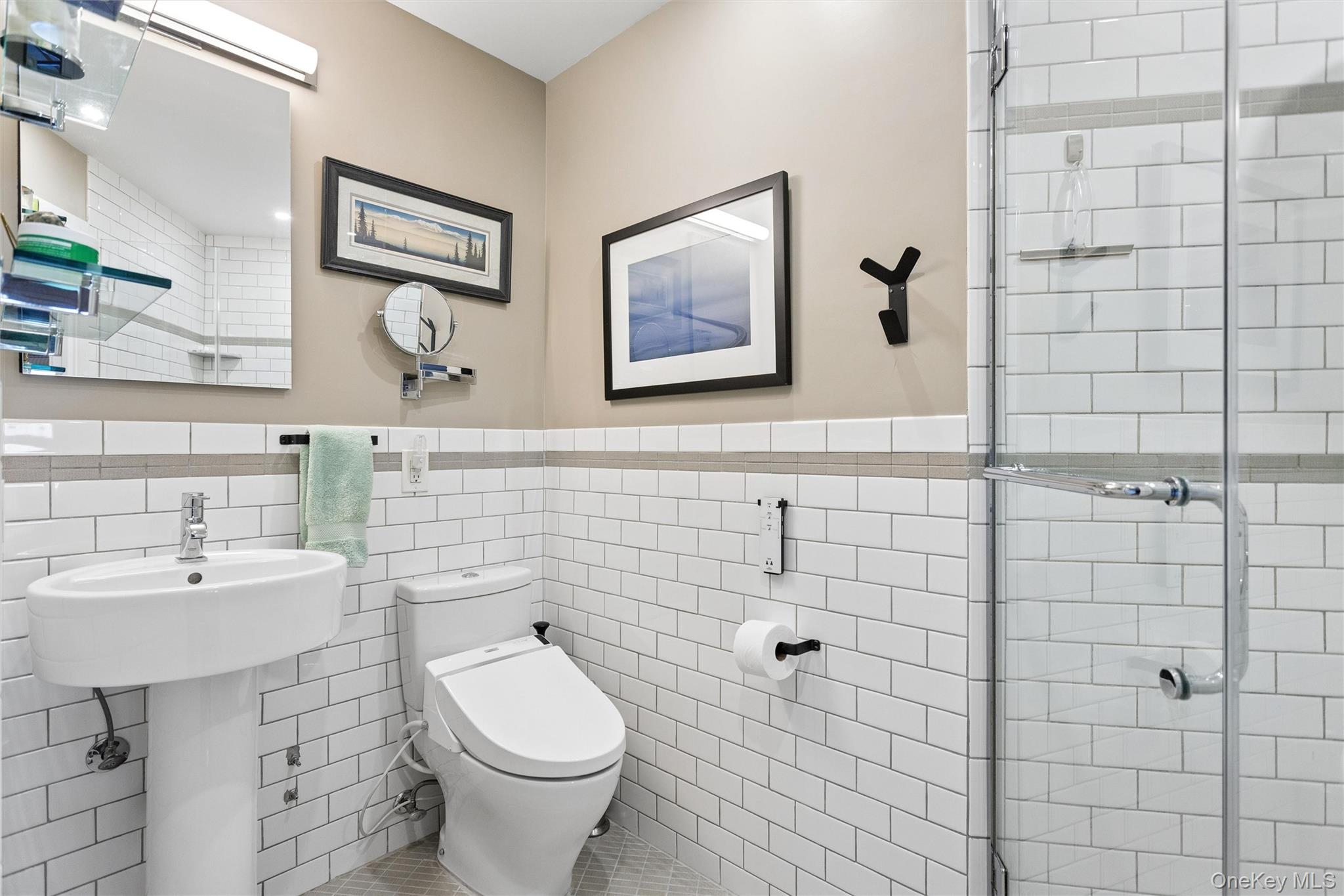 2621 Palisade Avenue 1c Property Photo 20