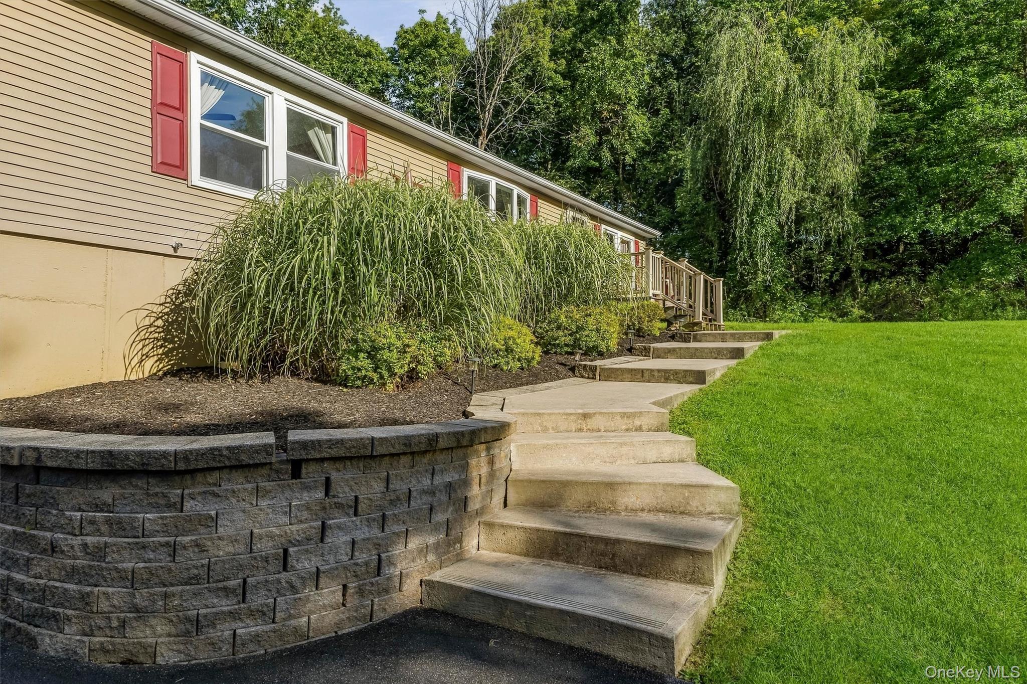 97 Heselton Drive Property Photo 4