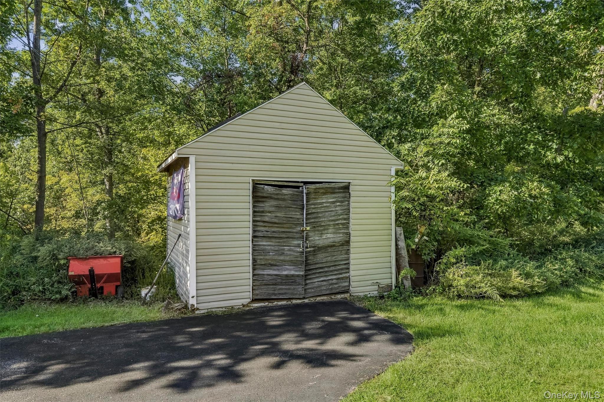 97 Heselton Drive Property Photo 36