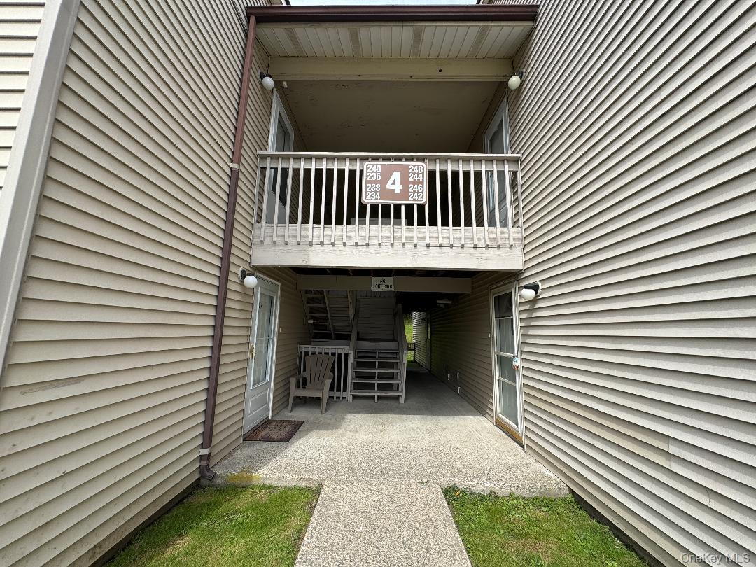 248 Concord Lane Property Photo 1