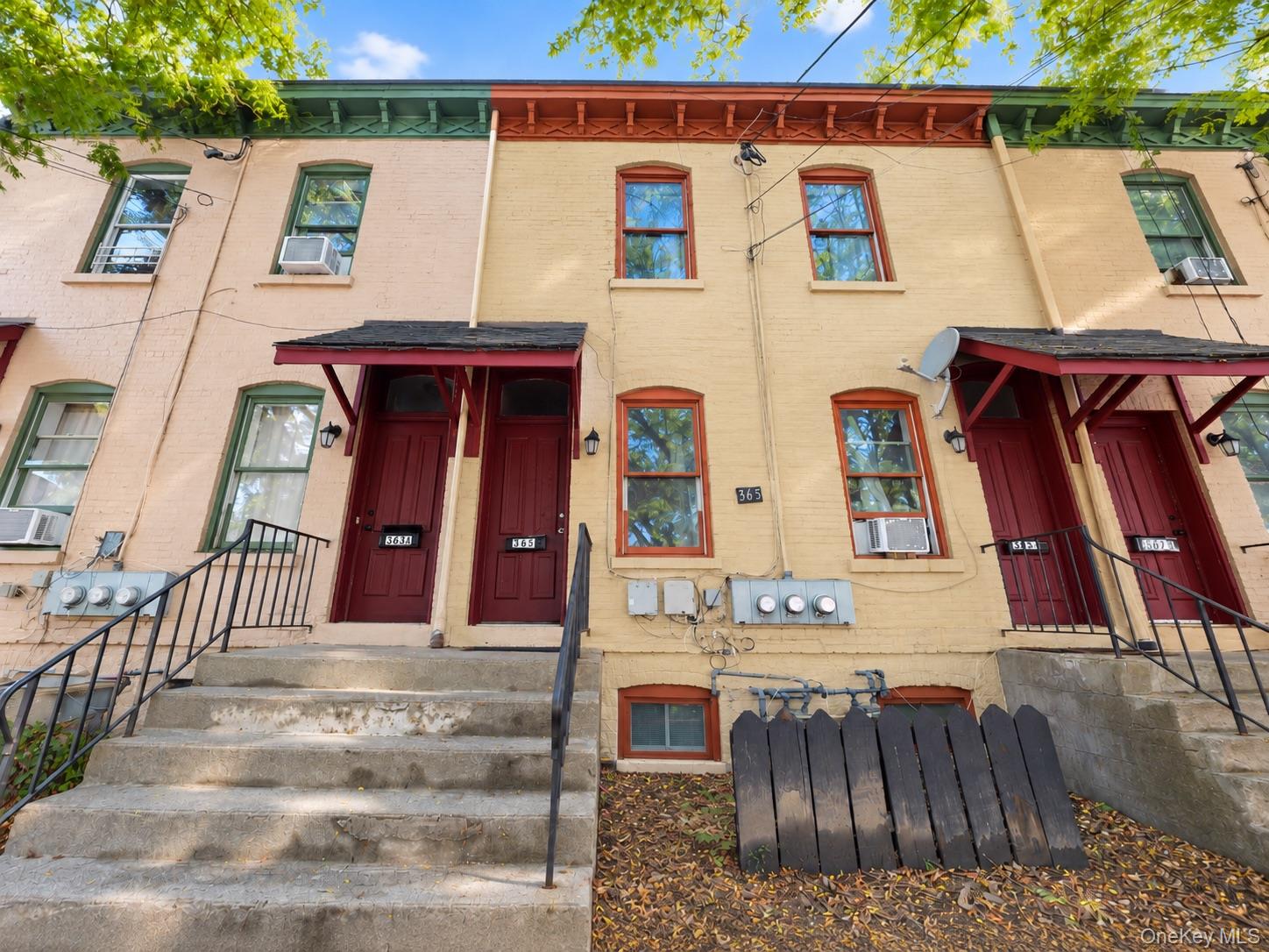 365 Liberty Street Property Photo 1