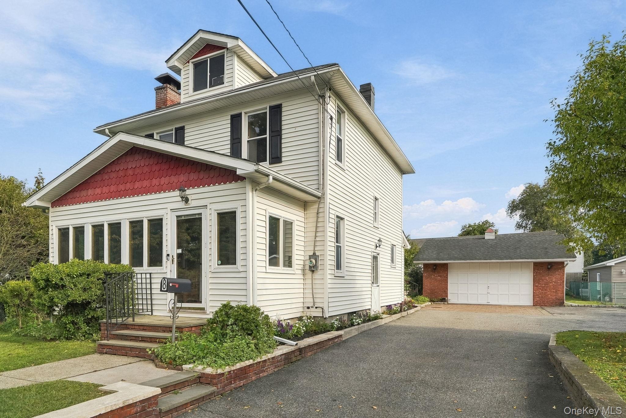 8 Lancaster Avenue Property Photo 3