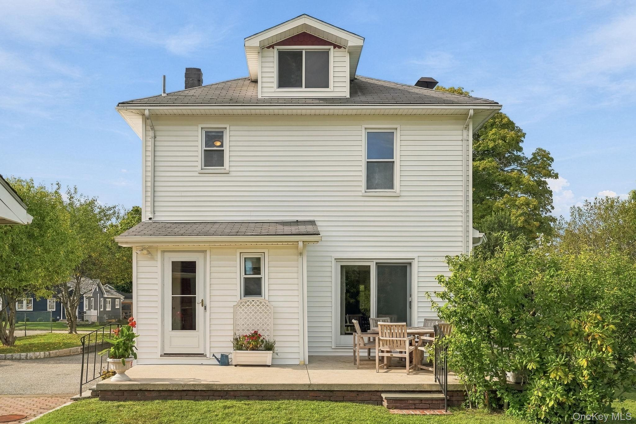 8 Lancaster Avenue Property Photo 25