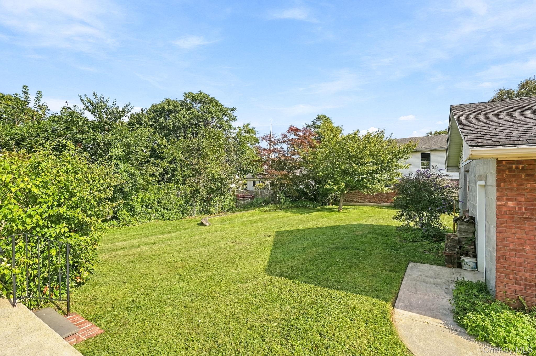 8 Lancaster Avenue Property Photo 32