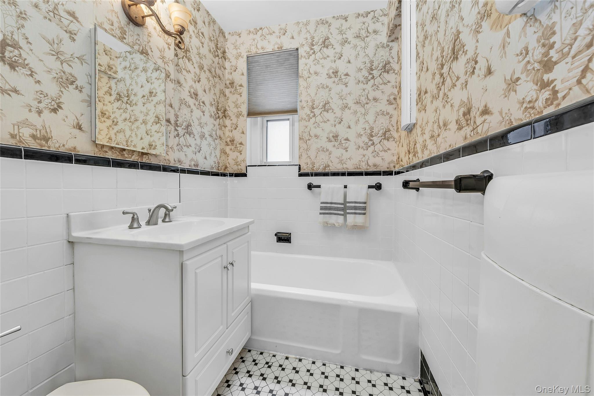 118-11 84 Avenue 406 Property Photo 13