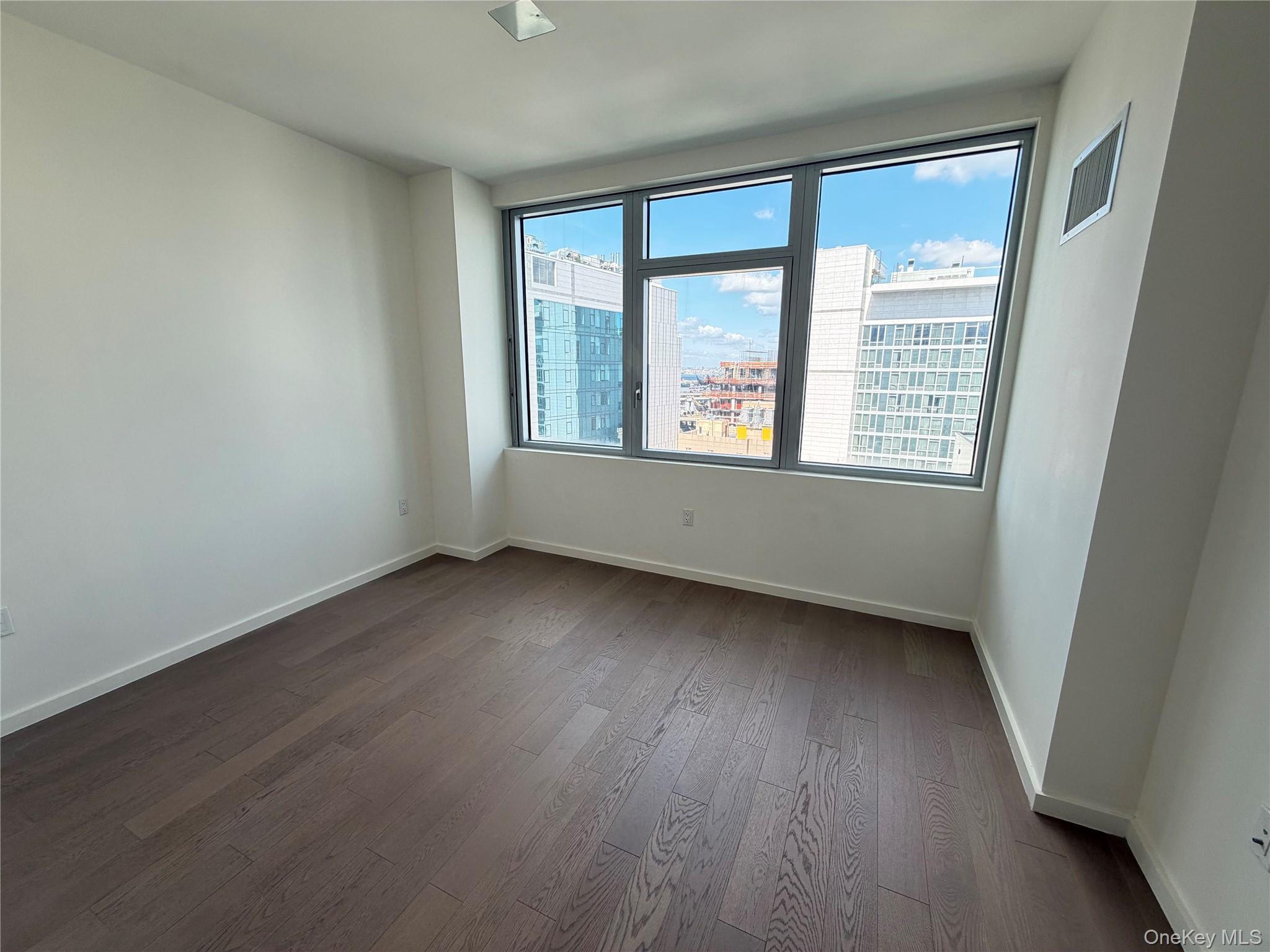 133-36 37th Avenue Pha Property Photo 10