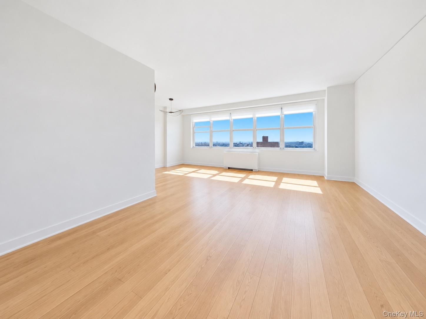 555 Kappock Street 25t Property Photo 2