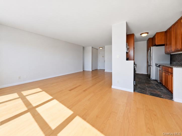 555 Kappock Street 25t Property Photo 5